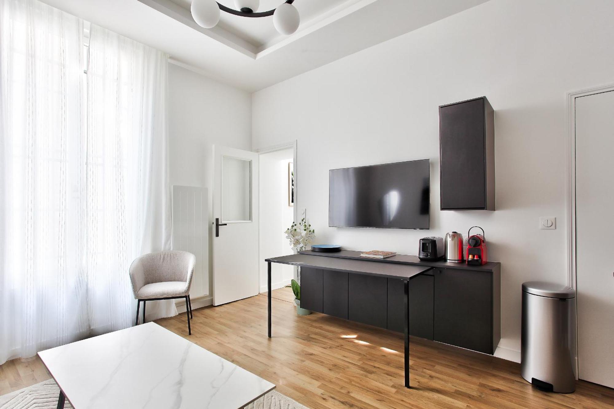 Marais Elegence - Two Bedrooms * Parijs